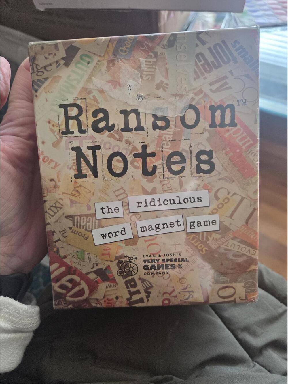 ( sealed) Ransom Notes - The Ridiculous Word Magnet Game